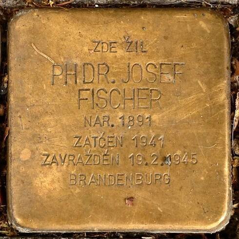 Fotogalerie • PhDr. Josef Fischer (Stolpersteine - kameny zmizelých) • Mapy.com