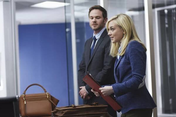 Právem odsouzeni - Šťastný konec - Z filmu - Shawn Ashmore, Emily Kinney