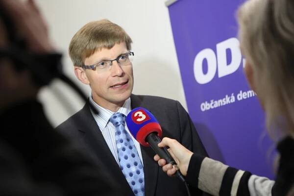 Praha se v otázce dopravy chová arogantně, hejtman Petera pouze přihlíží – ODS – Občanská demokratická strana