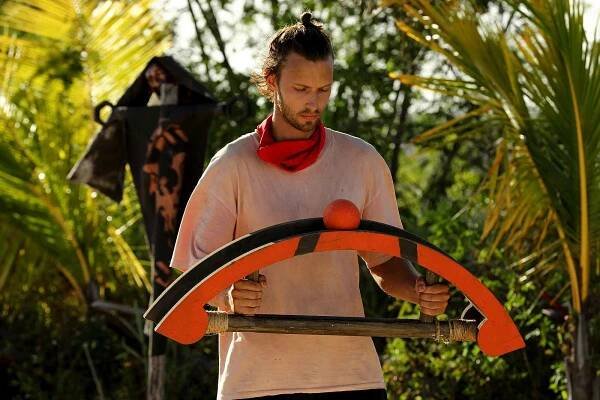 VIDEO: Švancara v Survivoru tmelí kmen Hrdinů, legenda Zbrojovky má o něj strach