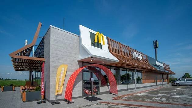 McDonald's na D1 u Mořic je komfortní zastávkou na cestě mezi Brnem a Zlínem