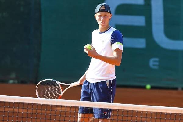 Borg už zase vítězí. Syn legendárního otce má první skalp na okruhu ATP