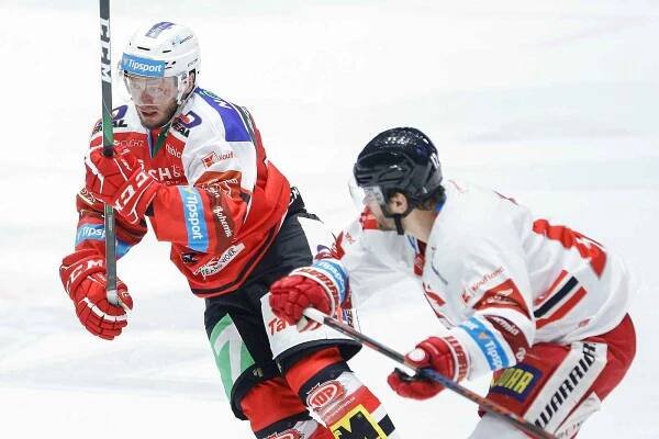 Hokejová extraliga: HC Dynamo Pardubice - HC Olomouc.