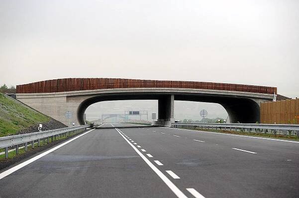 V příštím roce se v Česku otevře 25,5 kilometrů nových dálnic. V současnosti je rozestavěno 151,5 kilometru