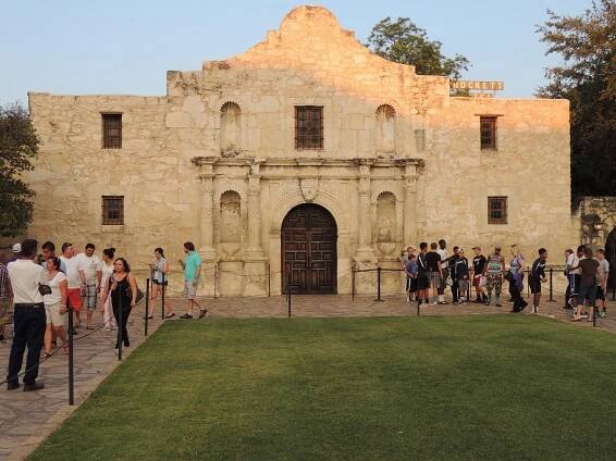 37 Most Famous American Landmarks Everyone Should Visit 14