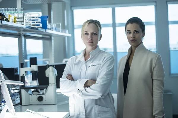 Marley Shelton, Athena Karkanis - The Lottery - Promo