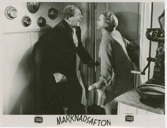 Marknadsafton - Fotosky - Adolf Jahr