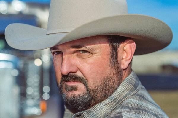 Bennett Continues Support for Tony Justice During Truck Show Tour and New Album