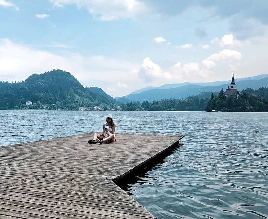 SLOVINSKÁ ROADTRIP TŘETÍ DÍL – VÝLET NA JEZERO BLED – Máma na cestách