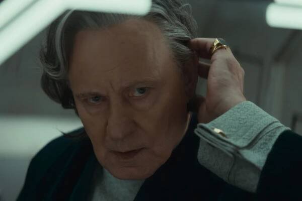 Fotka: Stellan Skarsgard jako Luthen Rael, nesmiřitelný rebel ze starwarsovského seriálu Andor