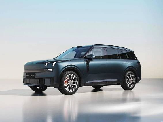 Podrobnosti LYNK&CO 900 (22)