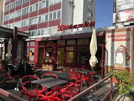 Vánoční cukroví? Ceny stejné jako loni, s objednávkou ale nečekejte