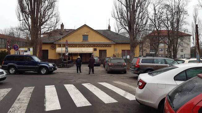 Restaurace Kulturní dům Barikádníků foto 2