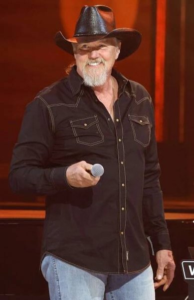 Trace Adkins performs during the Opry 100 Honors Charlie Daniels concert 
