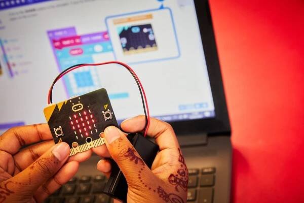 EPICS: Exploring physical computing in schools - Raspberry Pi Computing Education Research Centre