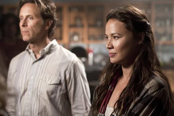 Falling Skies - Grace (S01E04) (2011) | Galerie - Z epizody | ČSFD.cz