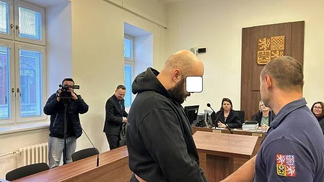 Udusil stařenku, lup utratil za hazard a sex. Karviňan dostal 18 let vězení