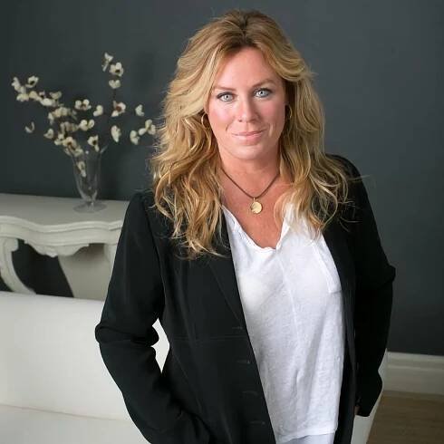 Viewegh Crafted | Tracy Wright Team | Zionsville Real Estate