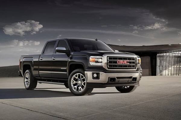 Chevrolet Silverado a GMC Sierra: Nové trucky ještě před Detroitem - 4x4