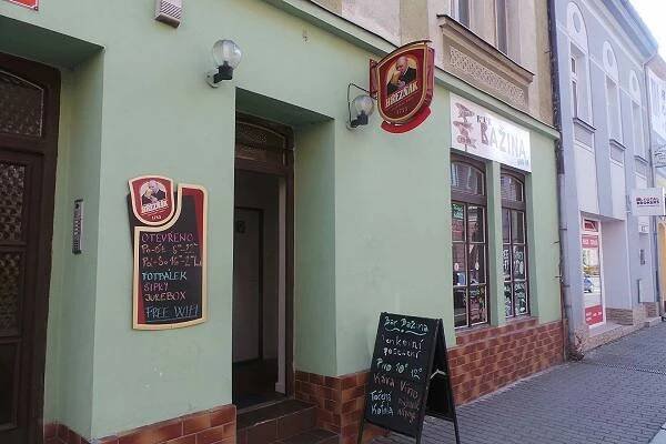 Bar Bažina Ústí nad Labem | Apetee