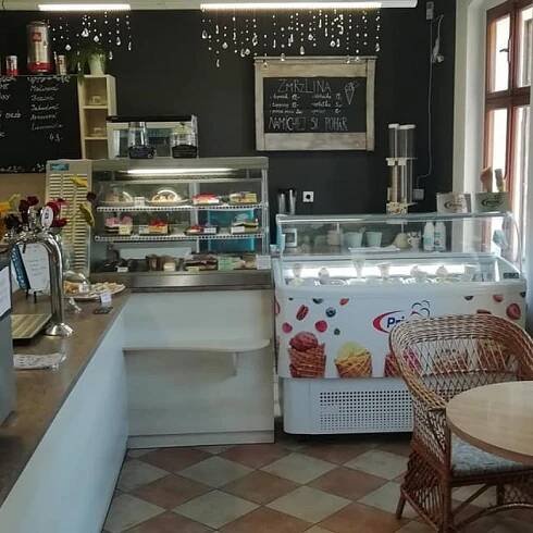 KAFE Dostaveníčko