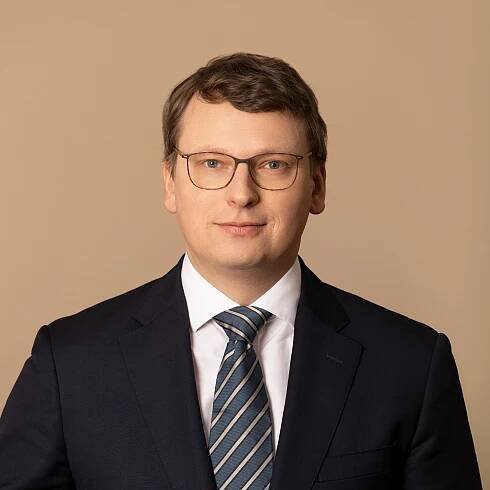 Dr. Tobias Widmann