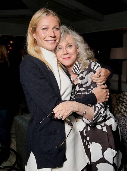 Gwyneth Paltrow and Blythe Danner in 2015. 