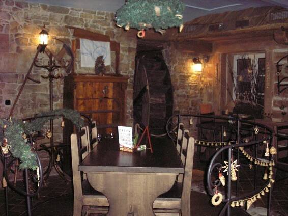Restaurace a hotelové pokoje | Kaláb - zakázková výroba nábytku