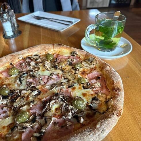 PIZZA WEST - RESTAURANT, PIZZERIA, Prague - Nusle - Menu, Prices & Restaurant Reviews - Tripadvisor