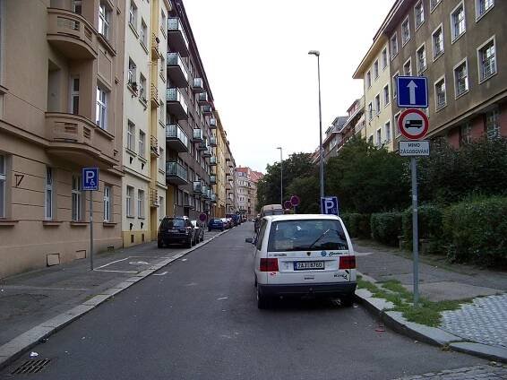 Bulharská (Praha) – Wikipedie