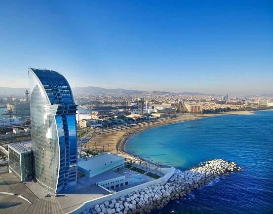 Chic Apartments- Free Parking - 10 Min From Bcn Centre By Metro * Barcelona
