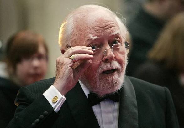 Ve věku 90 let zemřel filmový Gándhí, režisér a herec Richard Attenborough