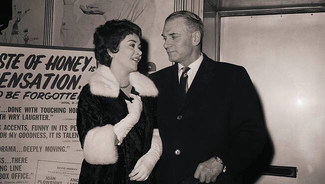 Joan Plowright's Husband: About Laurence Olivier & Their Marriage
