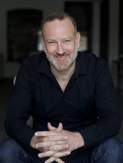 Thomas Douglas, Actor & Speaker | Downloads