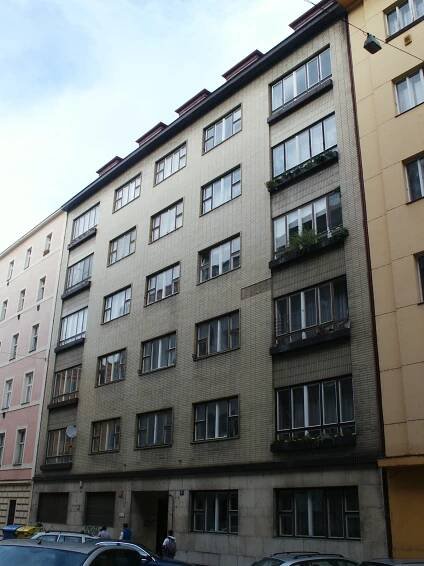 Soubor:Praha Holesovice U Smaltovny 16.JPG – Wikipedie