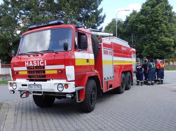 Dostali sme hasičské auto