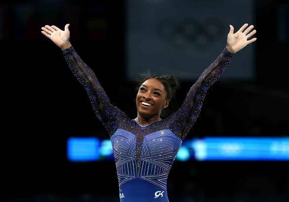 Sixth Time's the Charm! Simone Biles Wins Gold in Paris Olympics All-Around Final as Suni Lee Earns Bronze