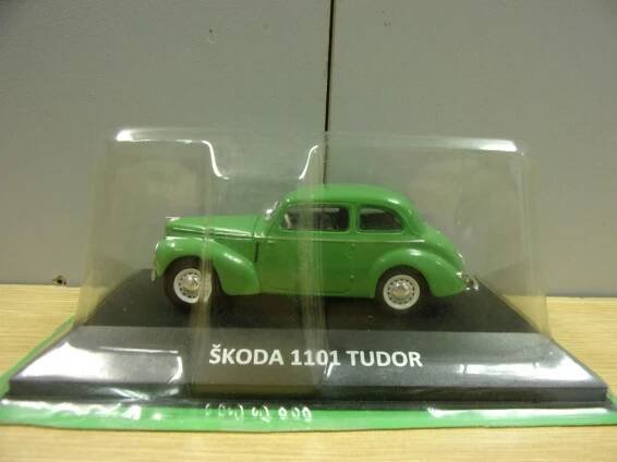 Retro kovové autíčko DeAgostini 1:43 ŠKODA 1101 TUDOR, veterán, Brno