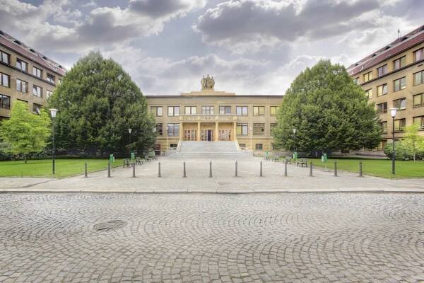 Lékařská fakulta Univerzity Palackého získala akreditaci stvrzující její evropskou úroveň