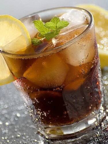 Hotové Cuba Libre