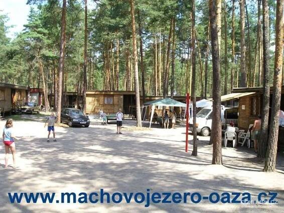 Máchovo jezero ubytování chatky OÁZA Doksy Staré Splavy - Dokempu.cz
