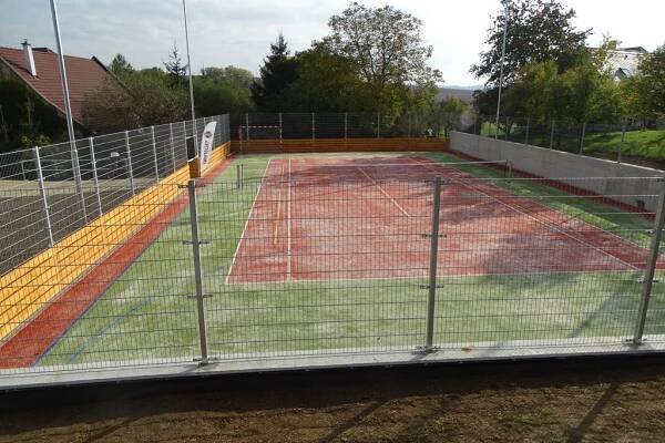 Otevření víceúčelového hřiště - Oficiální stránky obce Bařice - Velké Těšany