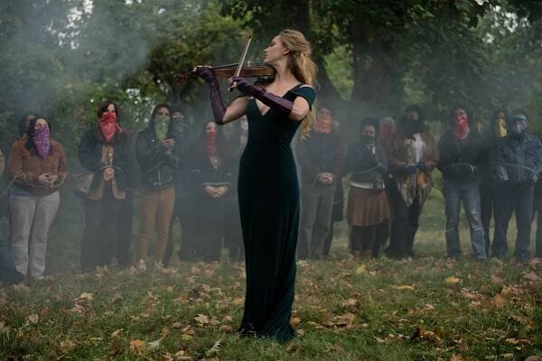 Mozart in the Jungle - Now, Fortissimo! - Z filmu - Nora Arnezeder