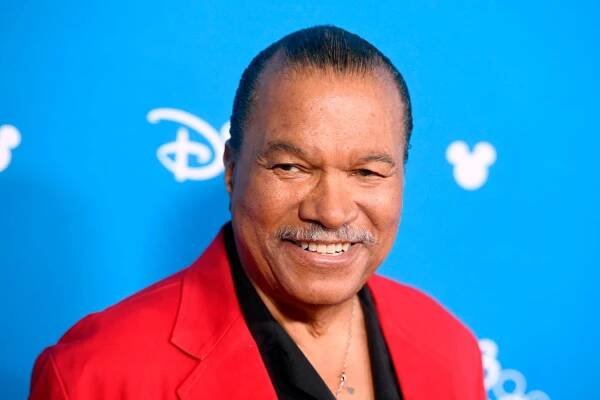 Billy Dee Williams praised for using gender-fluid pronouns