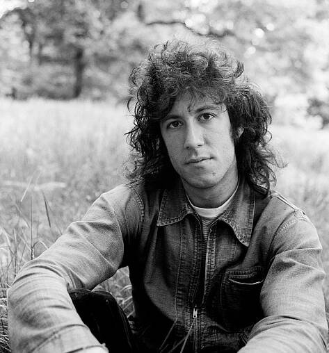 British blues rock guitarist and founder of Fleetwood Mac, Peter Green, June 1969. (Photo by George Wilkes/Hulton Archive/Getty Images)