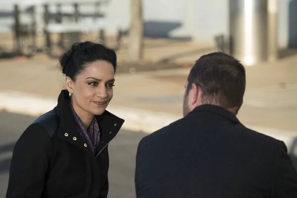 Mrtvý bod - Droll Autumn, Unmutual Lord - Z filmu - Archie Panjabi