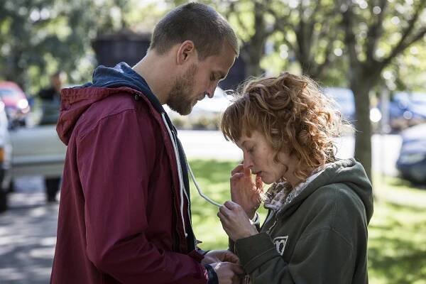 Tobias Santelmann, Julia Bache-Wiig - Bez poskvrny - Série 1 - Z filmu