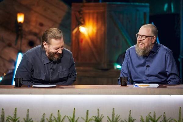Pitääkö olla huolissaan? - Z filmu - Pekka Strang, Tuomas Kyrö