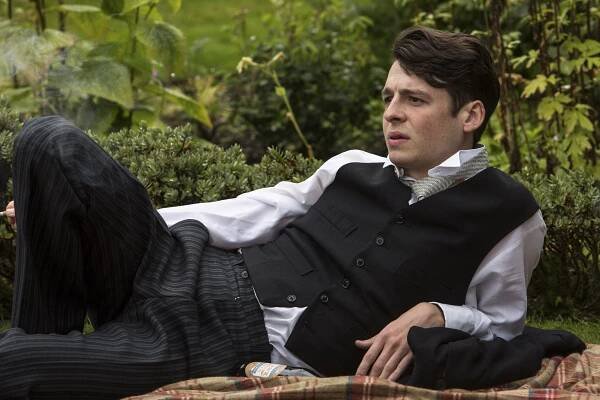 Agatha Christie: Zkouška neviny - Epizoda 1 - Z filmu - Anthony Boyle
