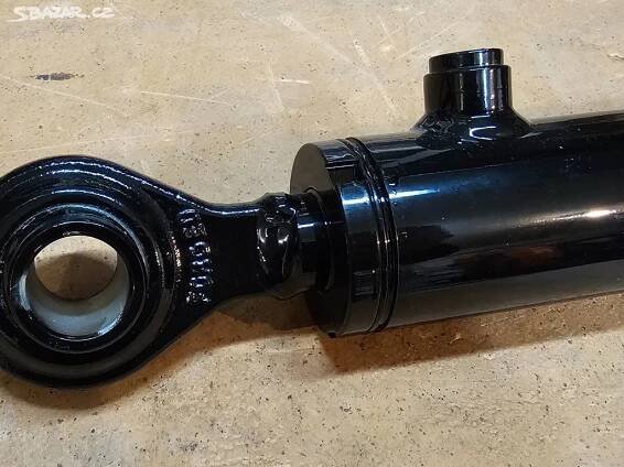 Hydraulický válec 50/30 zdvih 200mm - třetí bod